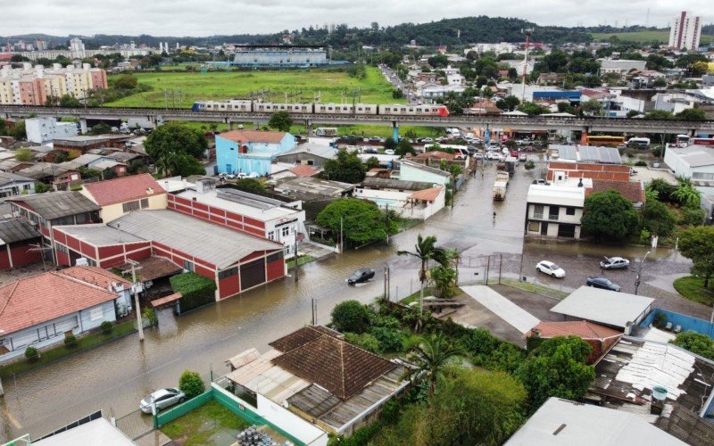 Bairro Santo Afonso sofre com enchente em Novo Hamburgo  | abc+