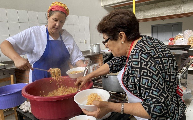 Abrigo no Ginásio do Colégio Sinodal da Paz, em Novo Hamburgo | abc+