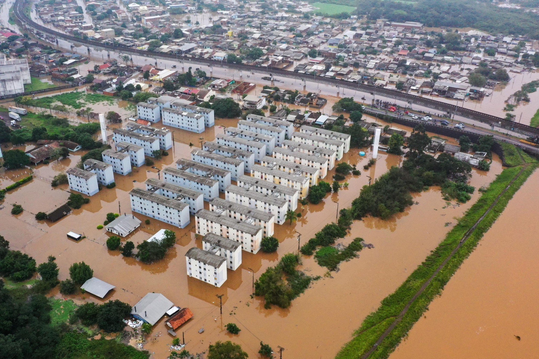 CATÁSTROFE NO RS: Maior enchente da história da cidade afeta mais de 100 mil leopoldenses