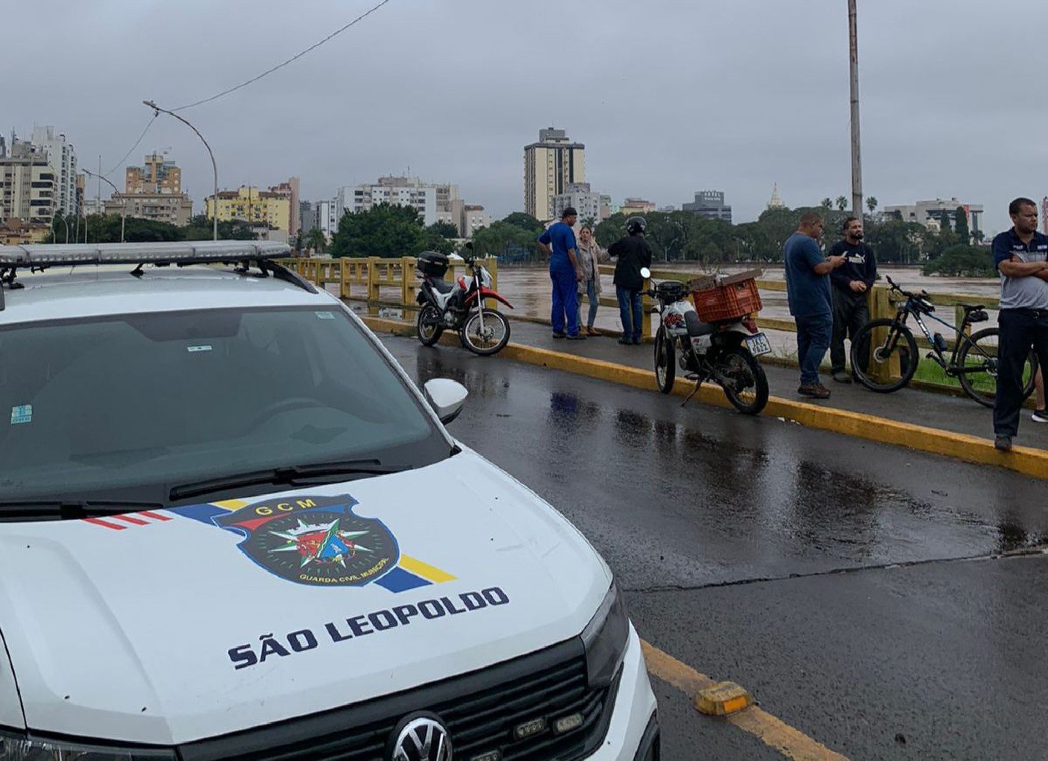 CATÁSTROFE NO RS: São Leopoldo tem todas as pontes bloqueadas na manhã deste sábado