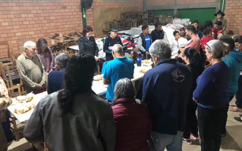 Em Capela de Santana tem 74 famílias desabrigadas, além de moradores de outras cidade que procuraram acolhimento no município
