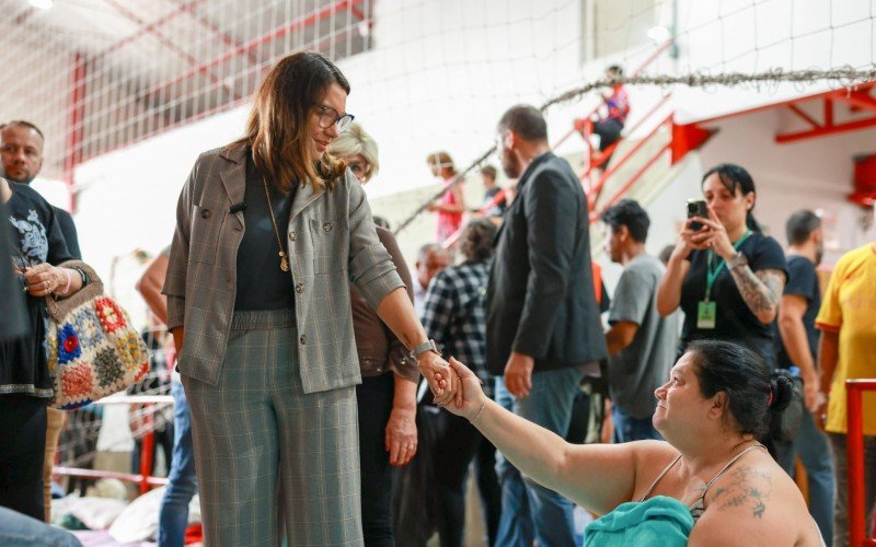 Primeira-dama em visita a Canoas