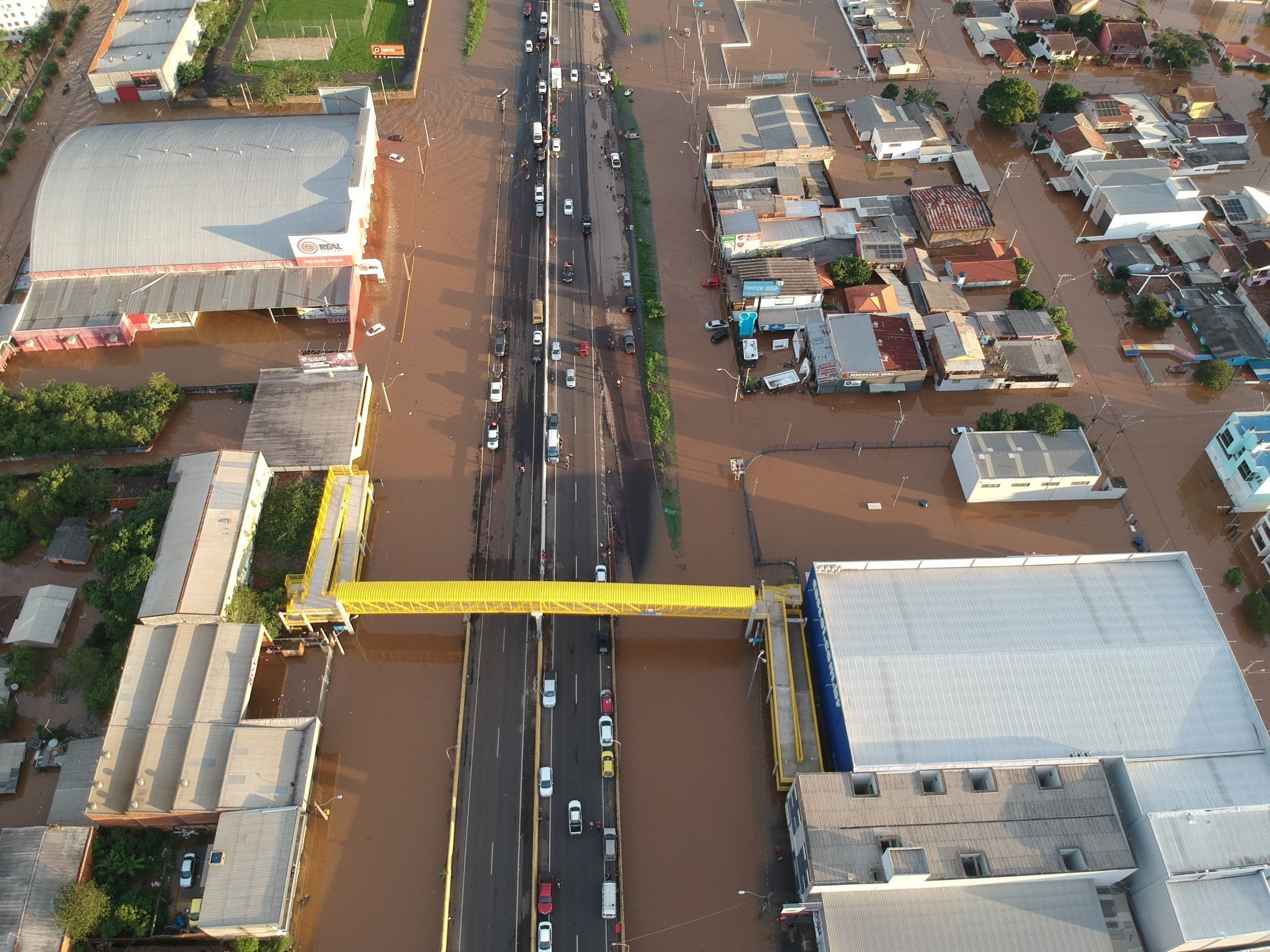 CATÁSTROFE NO RS: Veja onde situação das enchentes piora e melhora, segundo a Metsul