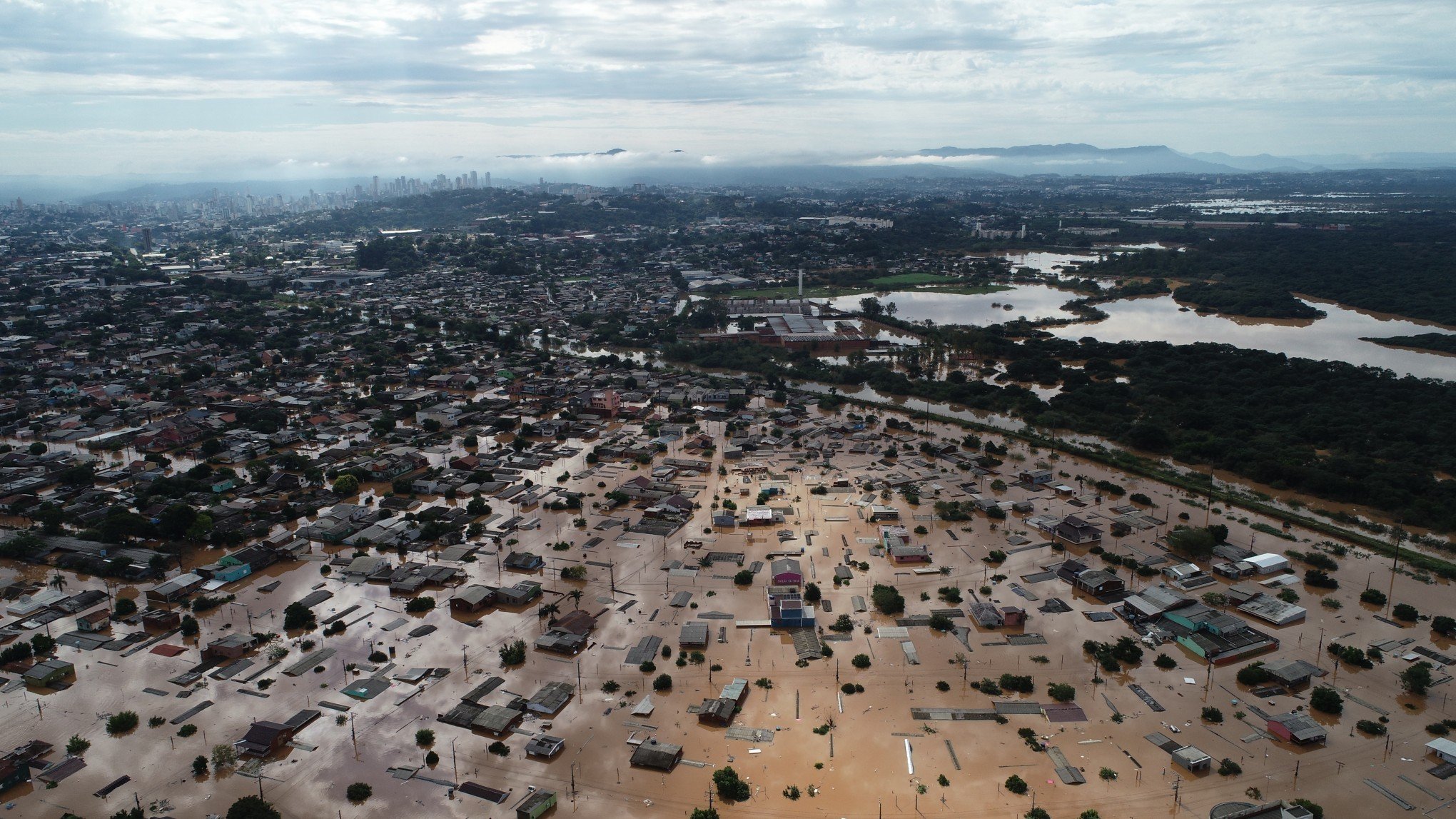 CATÁSTROFE NO RS: Defesa Civil emite alerta de inundação do Rio dos Sinos entre Campo Bom e Canoas