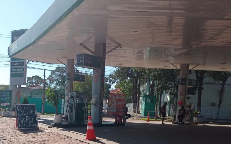 Posto de combustível em São Leopoldo anuncia que só há diesel para vender