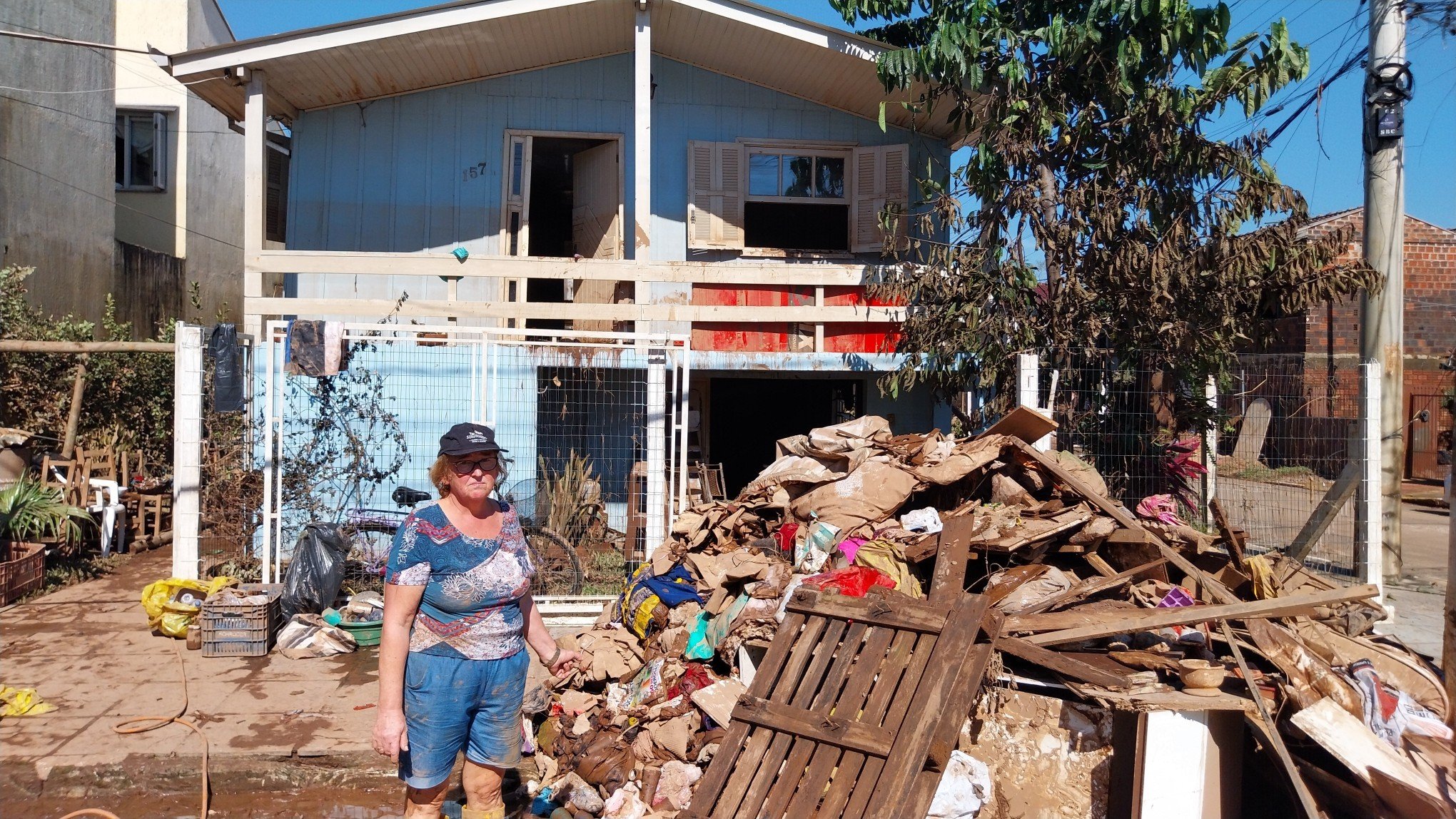 CATÁSTROFE NO RS: Solidariedade e superação marcam dia de reconstrução no Vale do Caí