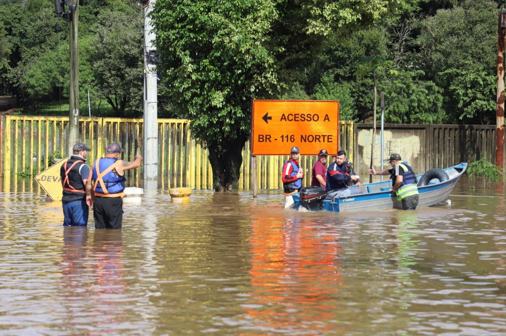 Corsan emite boletim sobre falta de água em Canoas, Esteio e Sapucaia do Sul