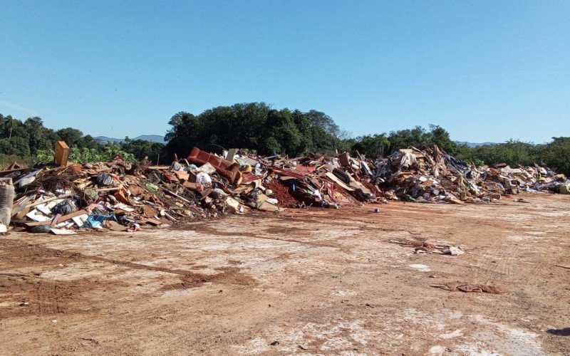 Depósito temporário de resíduos em Taquara, na RS 239 | abc+
