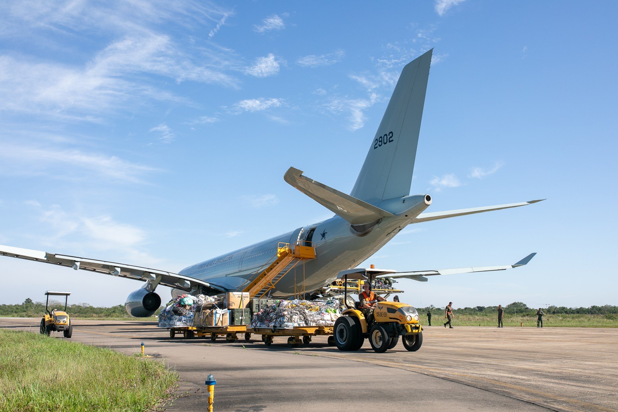 CATÁSTROFE NO RS: FAB vai liberar pista da Base Aérea para voos comerciais em Canoas