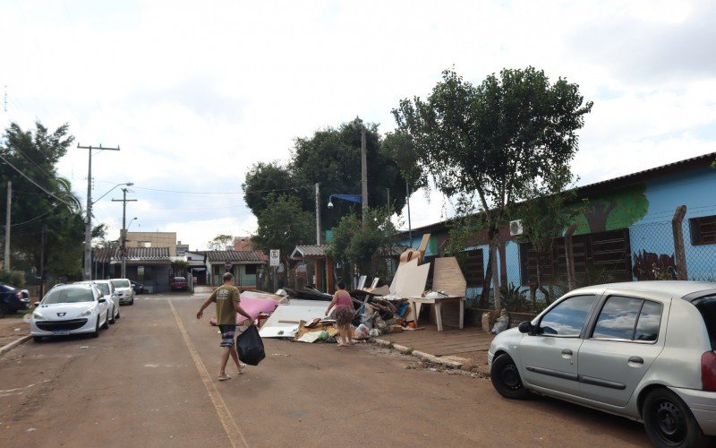 Estragos da enchente na Vila Esmeralda, bairro Canudos