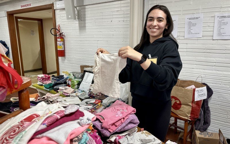 Maria Eduarda é uma das voluntárias de Gramado