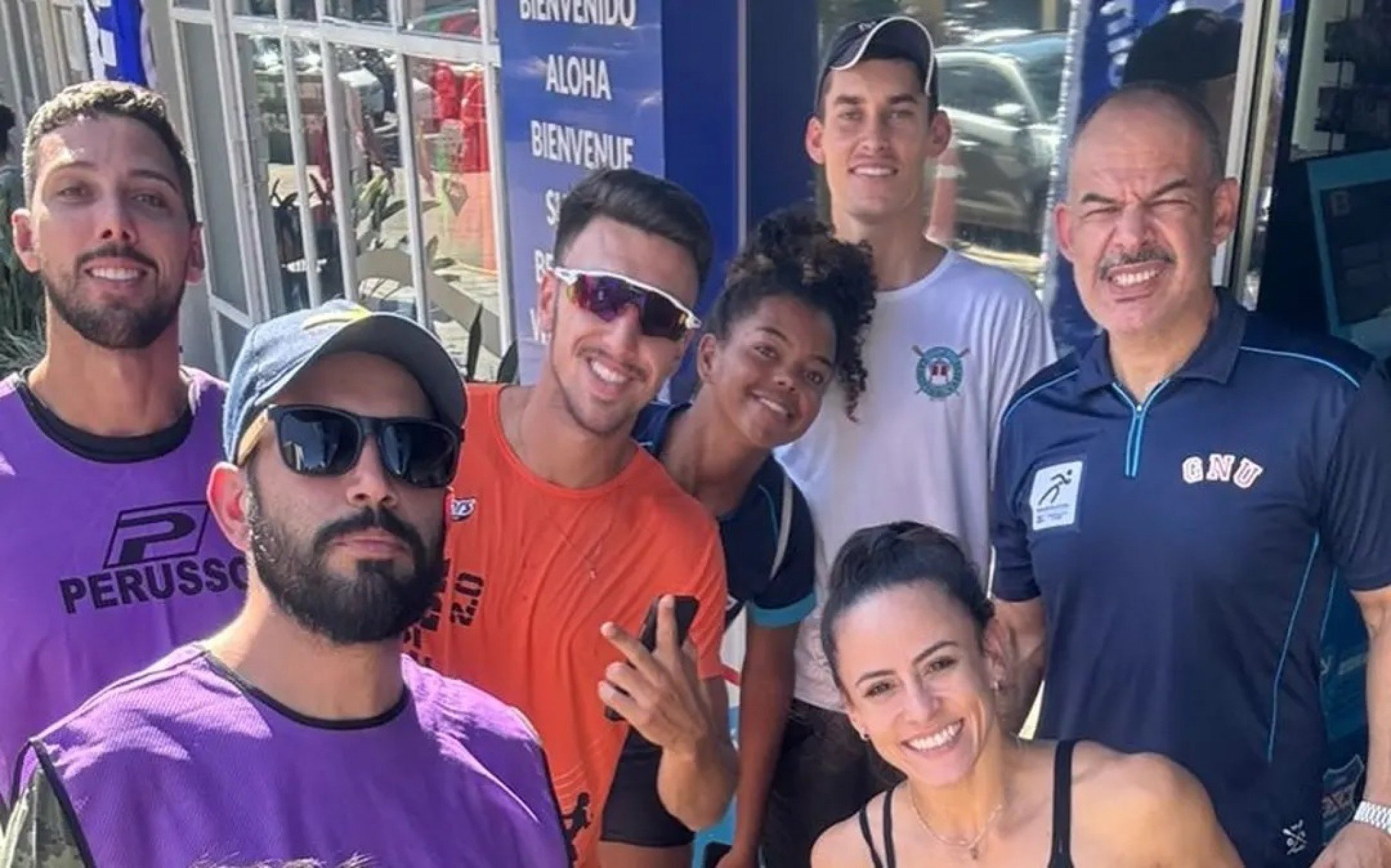 CATÁSTROFE NO RS: Atletas da seleção brasileira de remo desistem de Pré-Olímpico para ajudar em resgates