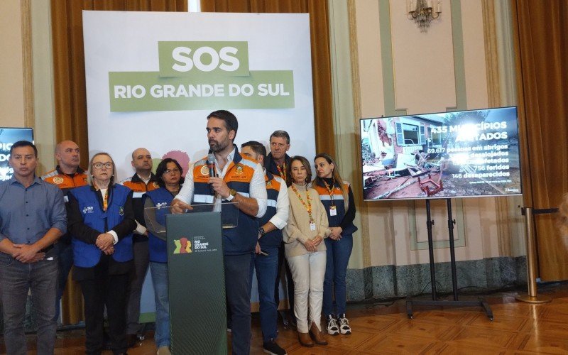 Governador Eduardo Leite em coletiva sobre a situação do RS | abc+