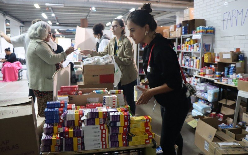 Atendimento de saúde no abrigo da Fenac para abrigados da enchente  | abc+