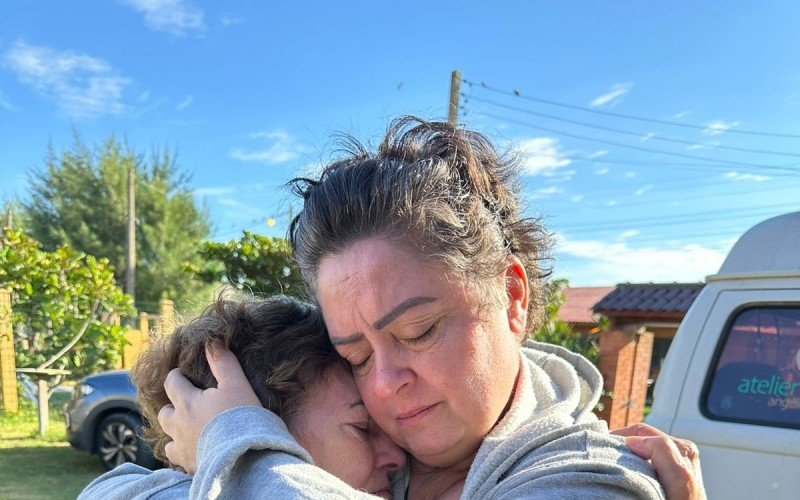 Famílias que deixaram sua casas na região metropolitana para se abrigar no Balneário Presidente, em Imbé | abc+