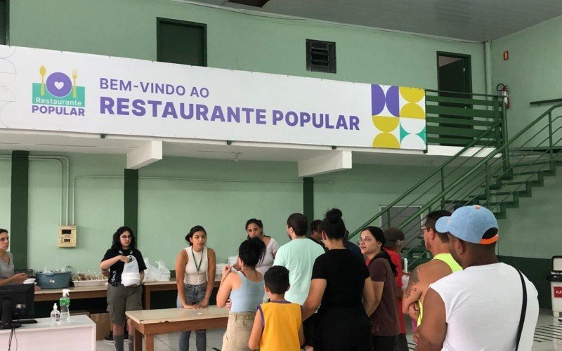 Alimentação é entregue na sede da unidade na Boqueirão