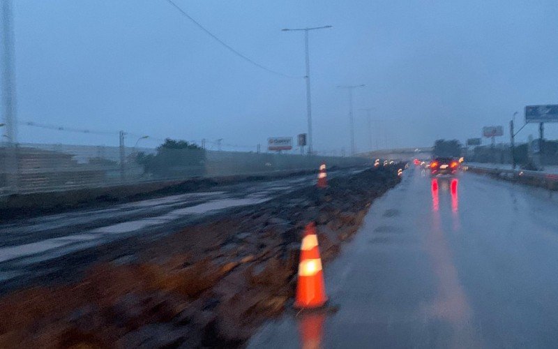 Dnit avalia fechar durante a noite a passagem pela BR-116 na região do Rio dos Sinos | abc+