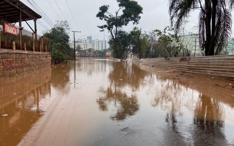 Vale do Taquari tem risco de "inundações severas" por causa do volume do rio | abc+