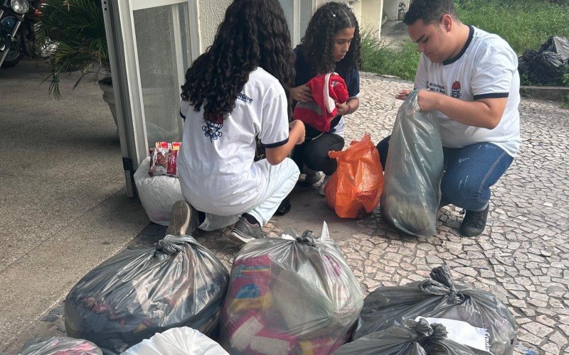 Estudantes de Aracaju mobilizados em ajudar o RS | abc+