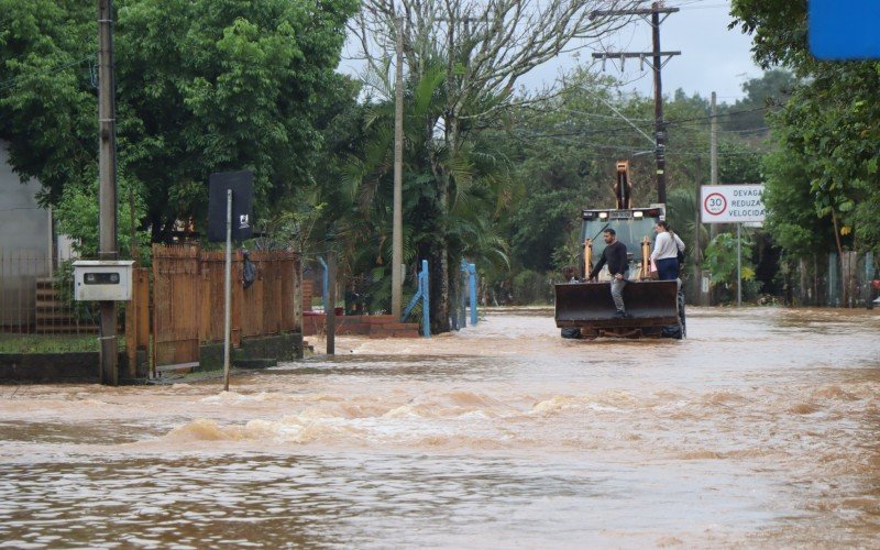 Bairro Barrinha, em Campo Bom, enfrenta nova enchente