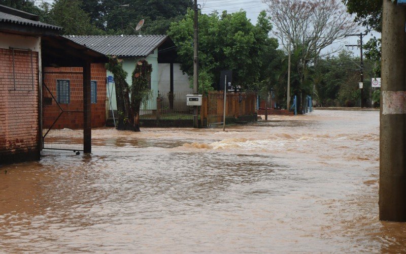 Bairro Barrinha, em Campo Bom, enfrenta nova enchente