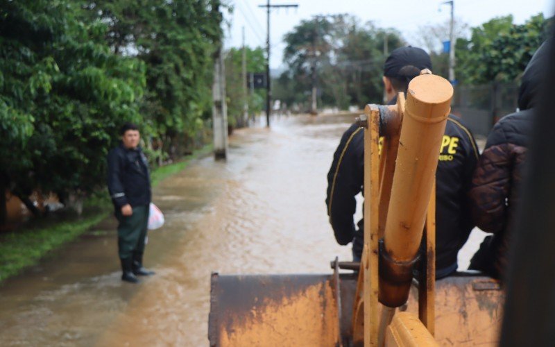 Bairro Barrinha, em Campo Bom, enfrenta nova enchente | abc+