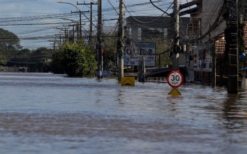 Mais da metade do município de Canoas foi atingida pelas enchentes