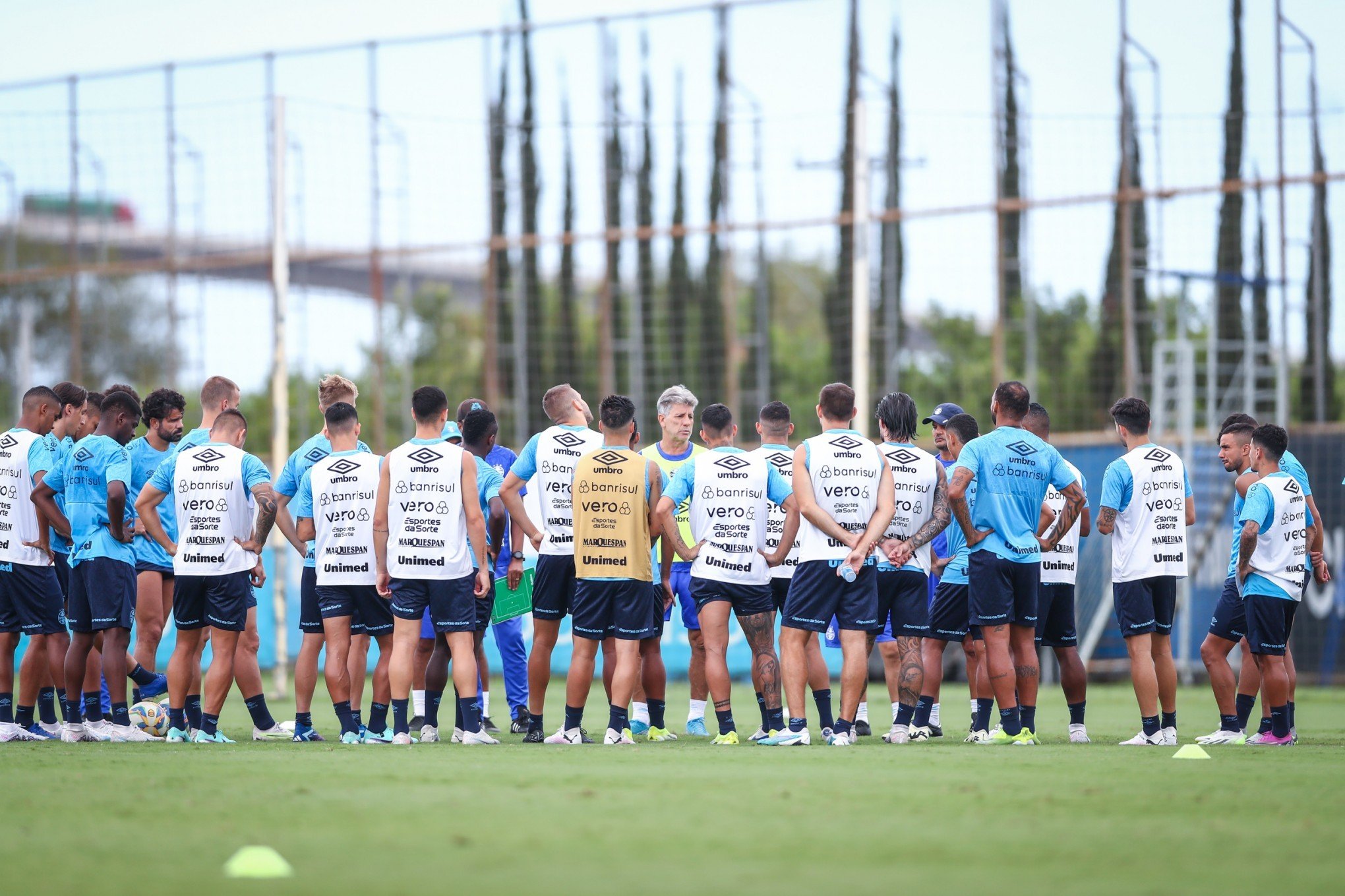 Grêmio confirma jogos no Estádio Couto Pereira e jogadores voltam aos treinos nesta sexta