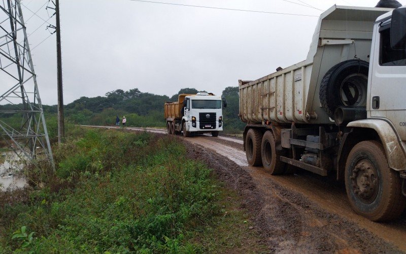 Obras emergenciais no dique Vila Brás/Santo Afonso realizada pela prefeitura de São Leopoldo  | abc+