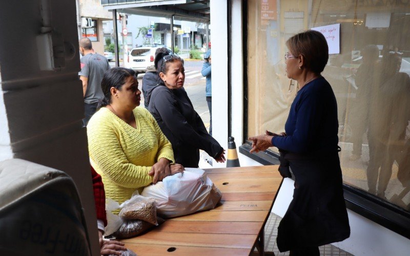 Iniciativa conta com o trabalho de voluntários na Rua Independência