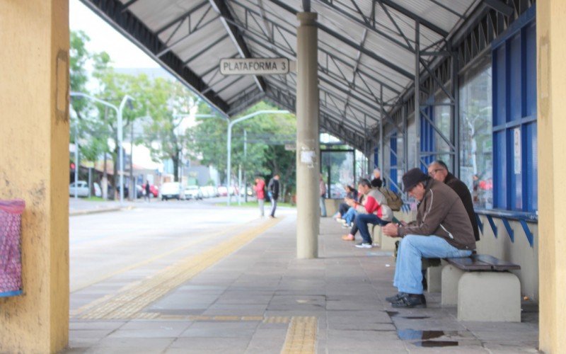 mudanças nos ônibus ainda deixam passageiros confusos | abc+