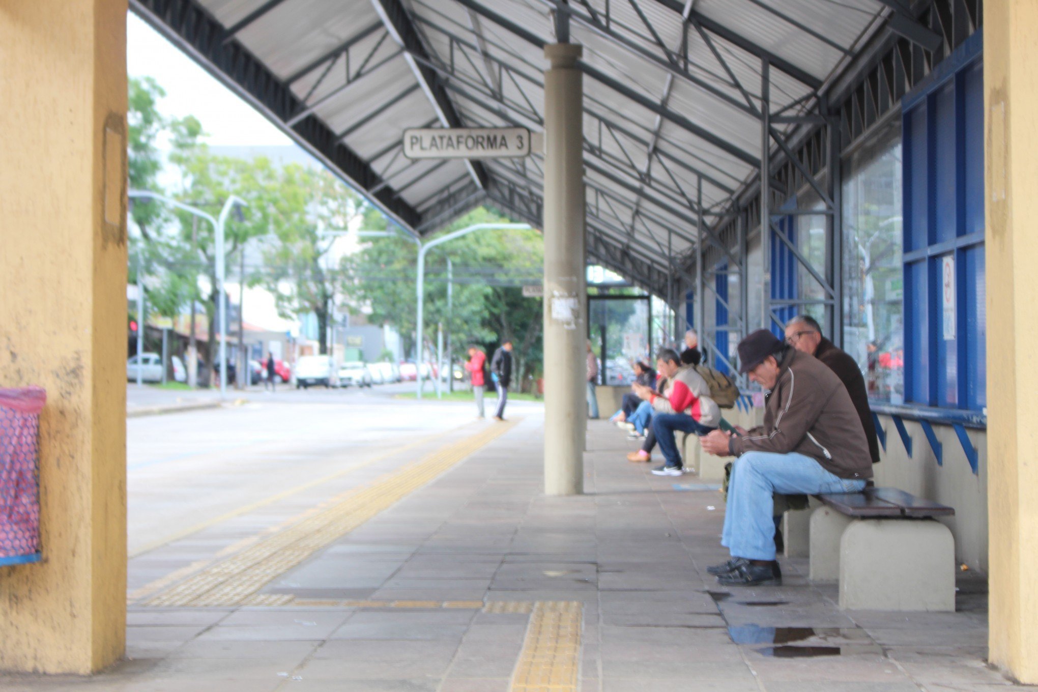 NOVO HAMBURGO: Passageiros relatam confusão e falta de orientação sobre mudanças de horários dos ônibus