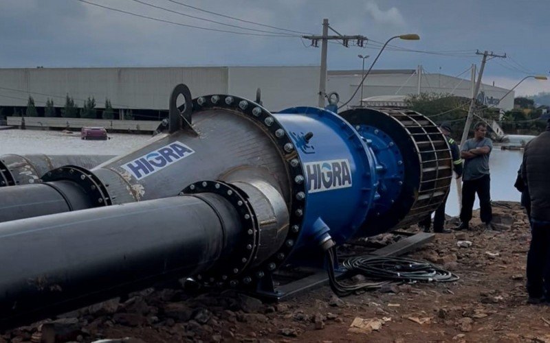 Segunda bomba anfíbia já foi instalada na Campina pelo Semae; mais quatro serão instaladas junto ao Arroio João Corrêa e à Vila Brás | abc+