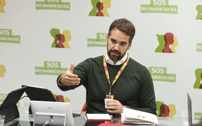 Eduardo Leite defende discussão sobre a eleição de outubro no RS | abc+