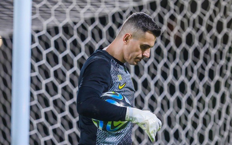 Goleiro Marcelo Grohe se despedirá do Al-Ittihad  | abc+