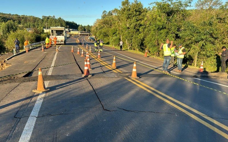 RS-240: Trecho da rodovia em Capela de Santana tem bloqueio total; saiba o motivo    | abc+