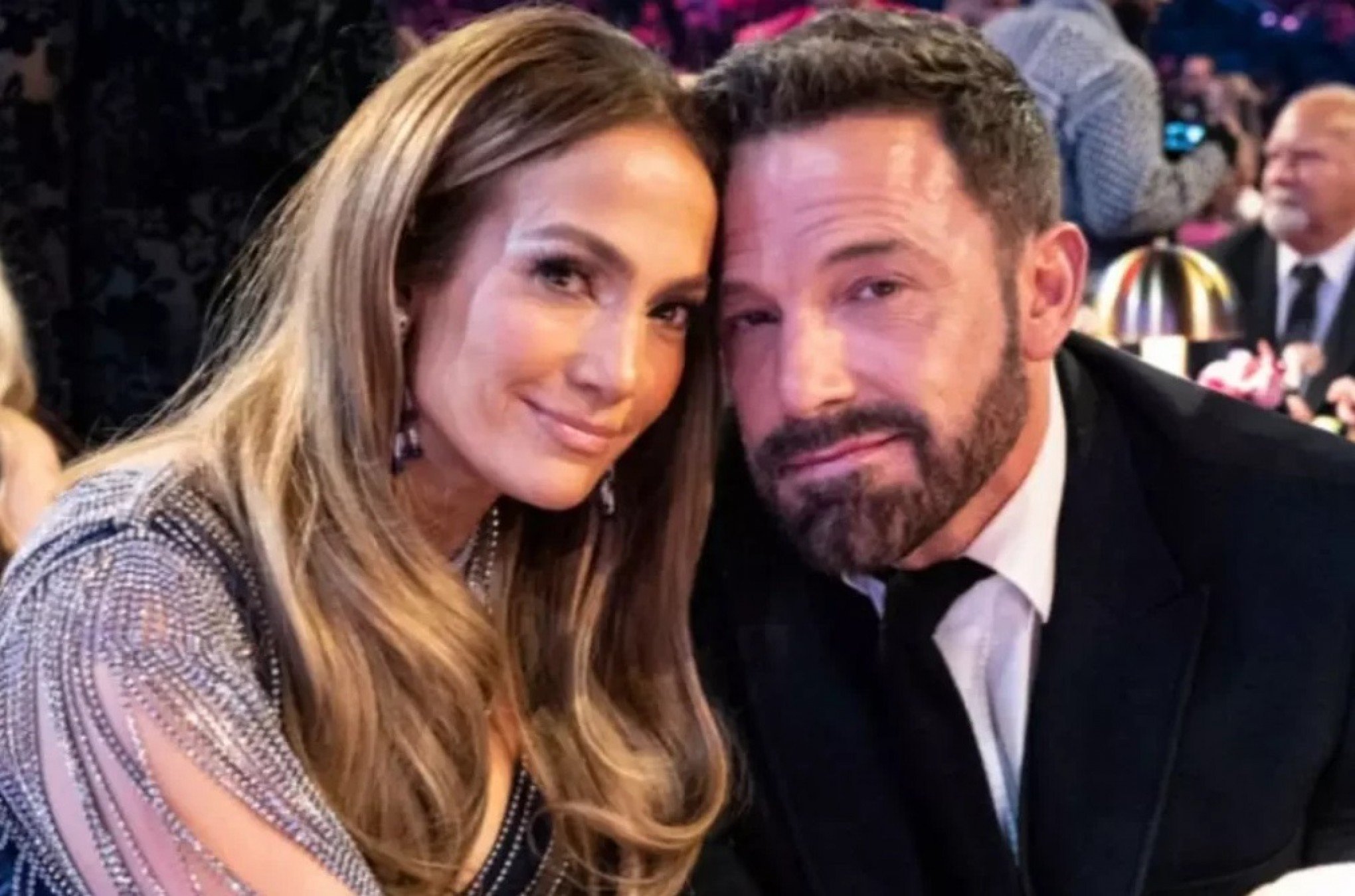 Ben Affleck teria voltado com ex famosa duas semanas após divórcio de J-Lo