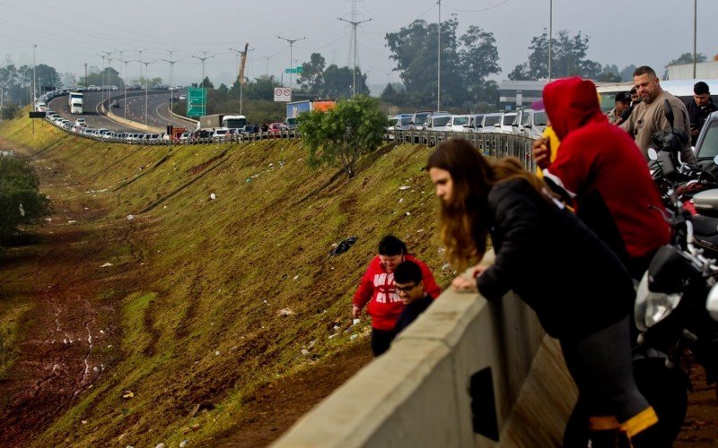 Movimentação na BR-448 é intensa desde o início da manhã desta terça-feira (21)