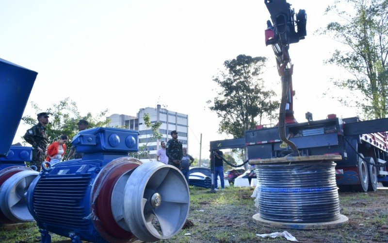 Bomba da Sabesp precisa da equipe técnica para ser montada  | abc+