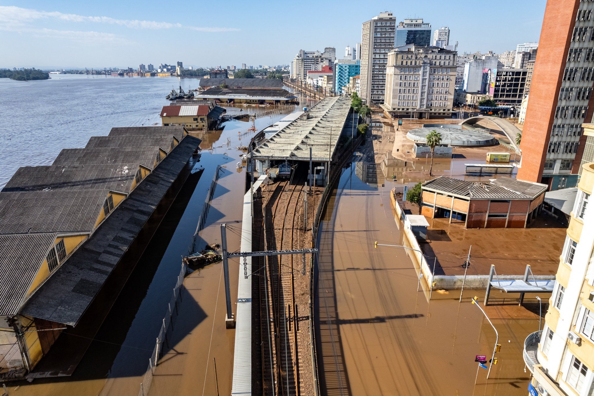 Enchente levou R$ 7,4 bilhões da economia gaúcha em maio, calcula CDL de Porto Alegre