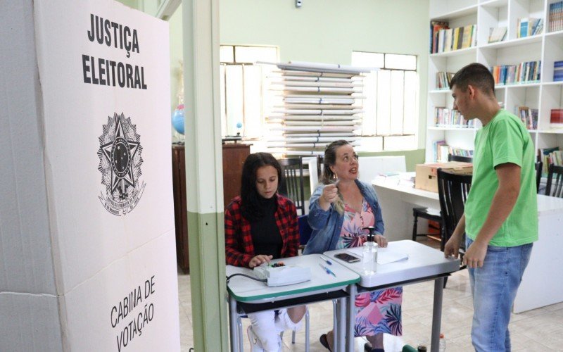 Eleição do projeto Vereador Jovem tem nova data