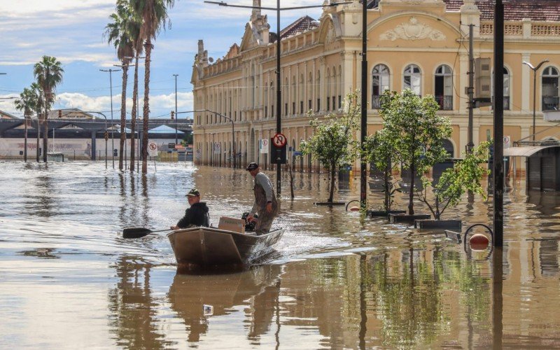 Centro histórico de Porto Alegre permanece alagado devido as fortes chuvas dos últimos dias | abc+