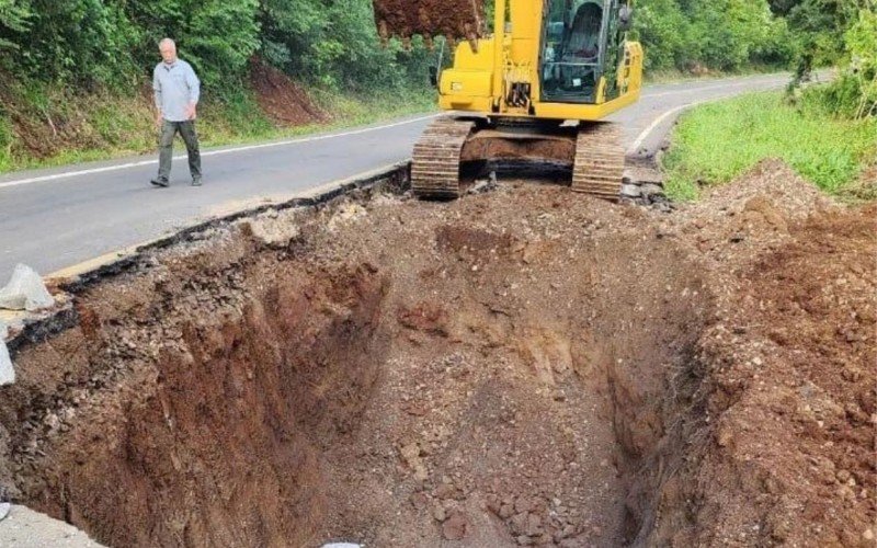 TRÂNSITO: RS-020 é totalmente bloqueada em Taquara | abc+