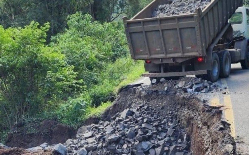 TRÂNSITO: RS-020 é totalmente bloqueada em Taquara | abc+