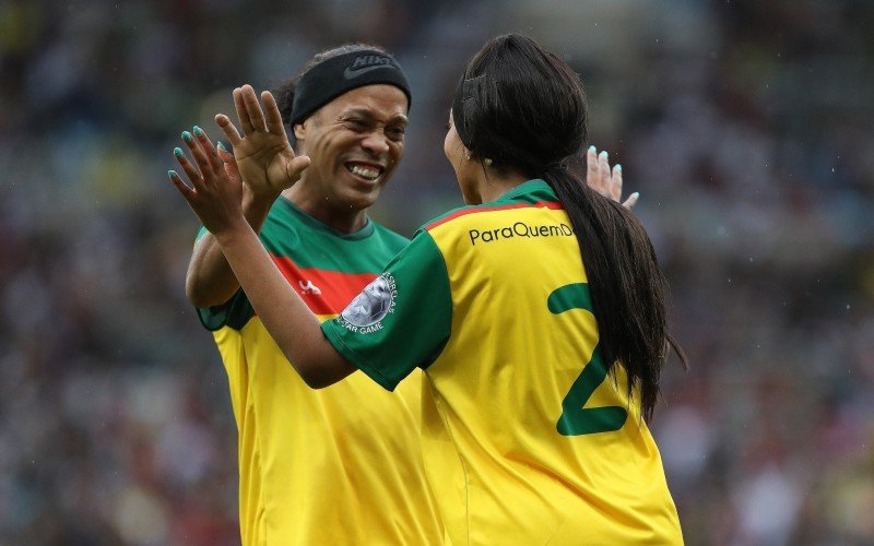 Futebol Solidário aconteceu neste domingo (26) no Maracanã