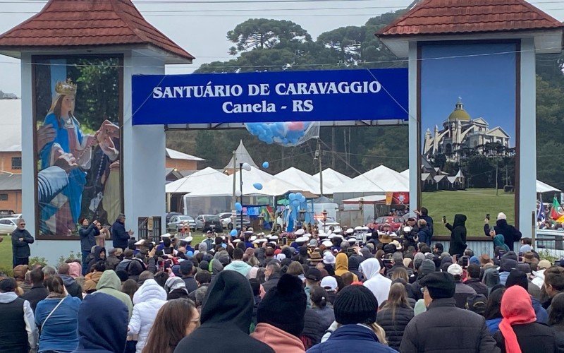 Romaria no Dia de Nossa Senhora de Caravaggio, no SantuÃ¡rio de Canela
