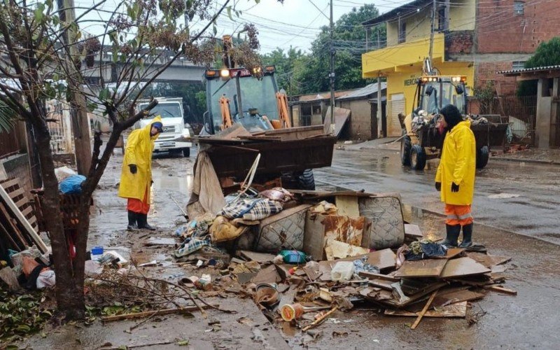 São Leopoldo realiza força-tarefa de limpeza pelos bairros atingidos pelas cheias
