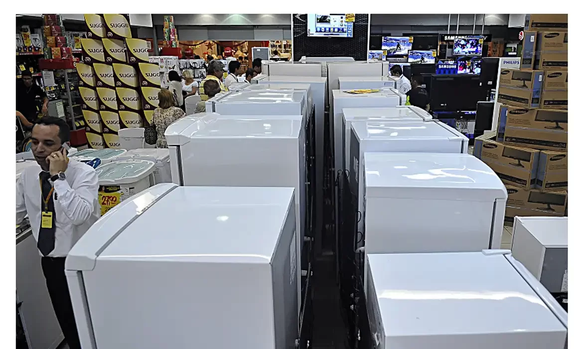 Lojas do RS podem ter até 15% de desconto para repor estoque de eletrodomésticos