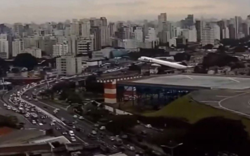 Avião decola nos últimos metros da pista no Aeroporto de Guarulhos em São Paulo | abc+