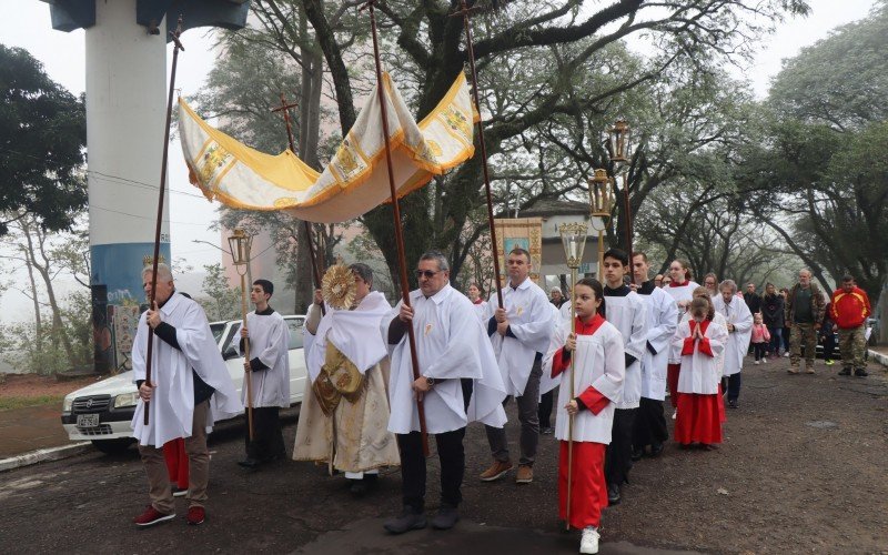 Dia de Corpus Christi é marcado pela solidariedade em Novo Hamburgo
